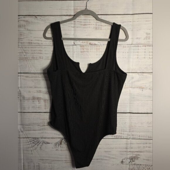 Cupshe Black Bodysuit Womans Size XL - Picture 2 of 5
